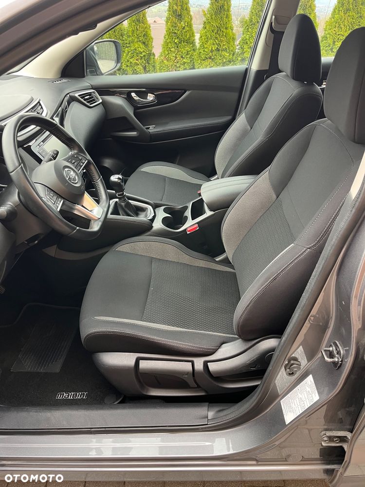 Nissan Qashqai 1.3 DIG-T N-WAY - 14