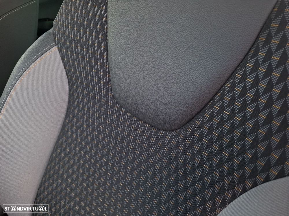 Opel Crossland X - 24