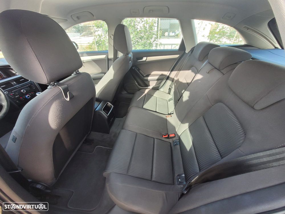 Audi A4 Avant 2.0 TDI - 4