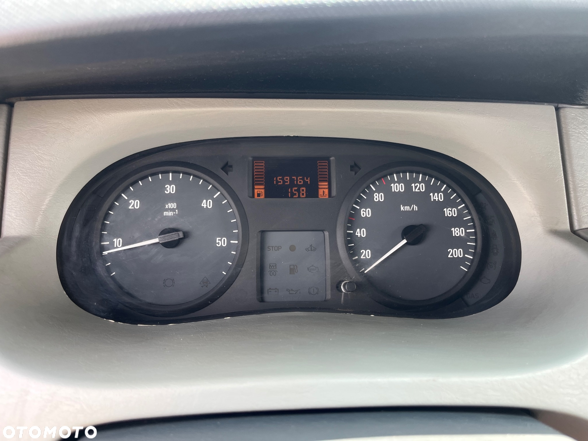 Opel vivaro - 13
