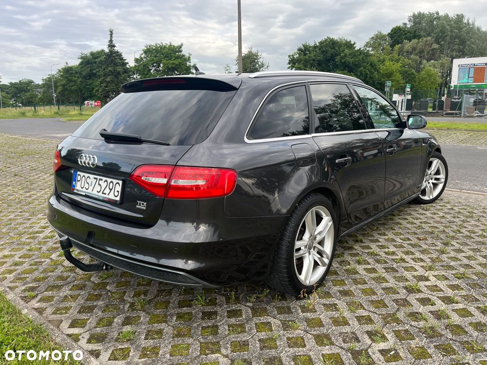 Audi A4 Avant 2.0 TDI DPF quattro S line Sportpaket - 8