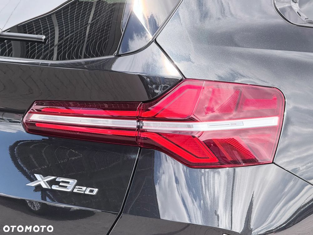 BMW X3 20 xDrive - 9