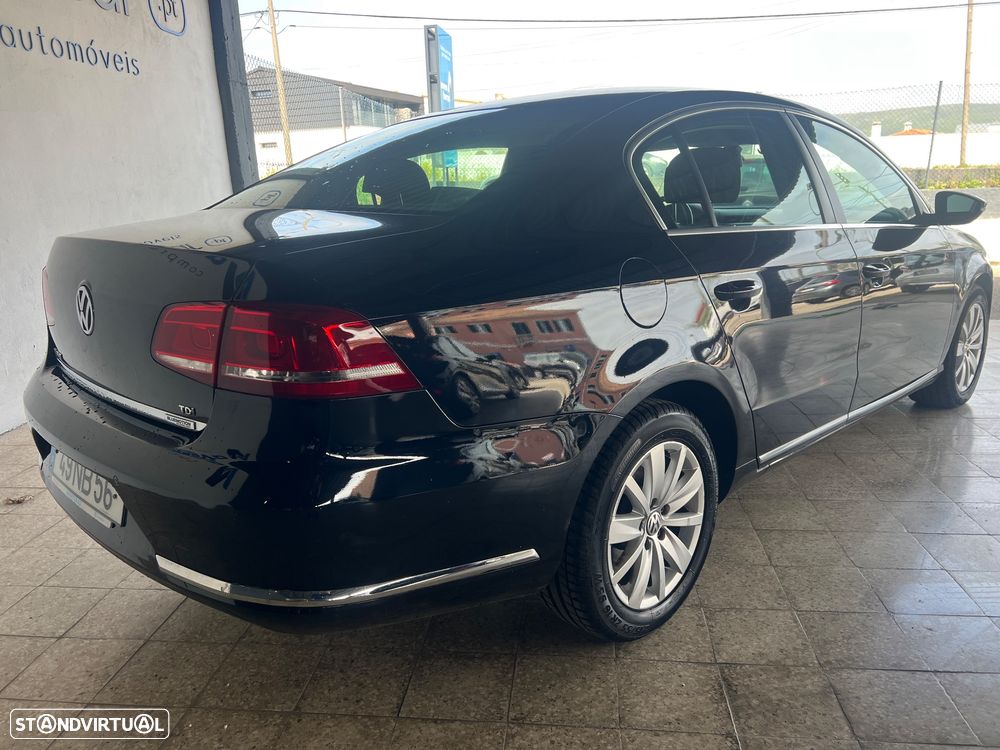 VW Passat 1.6 TDI Confortline - 8