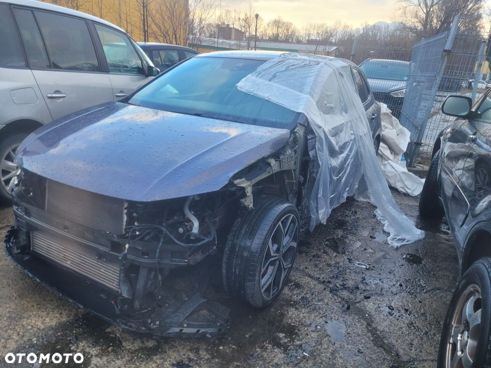 Volkswagen Polo - 6