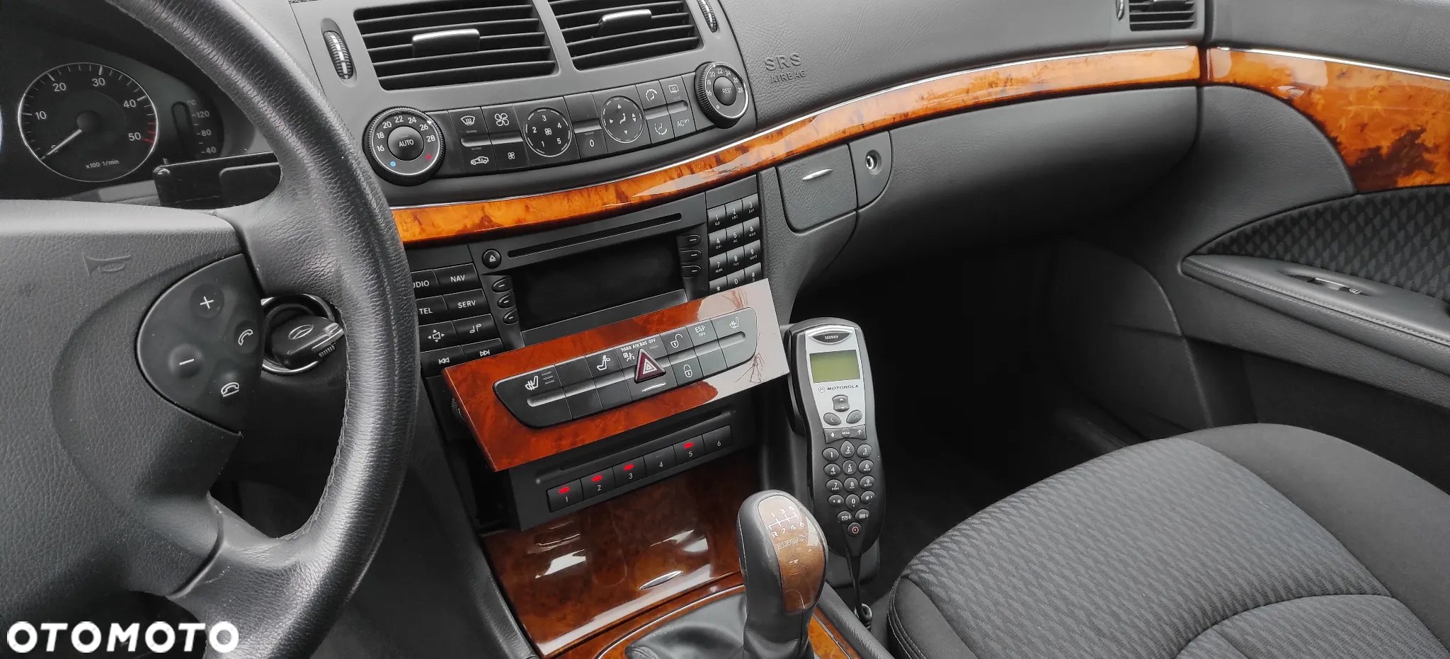 Mercedes-Benz Klasa E 200 CDI Elegance - 10