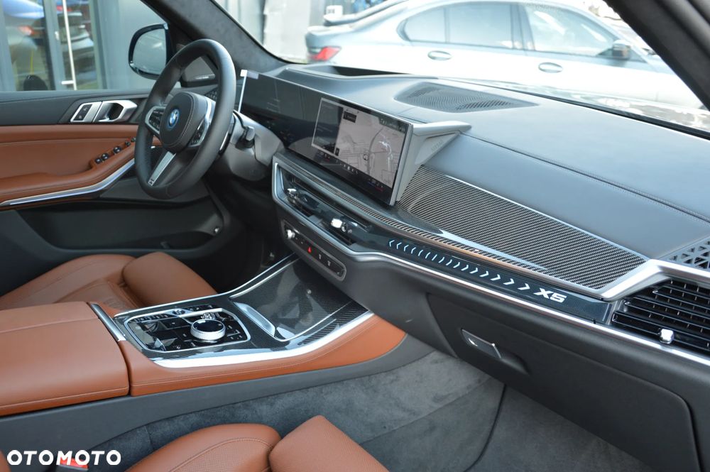 BMW X5 xDrive50e - 13