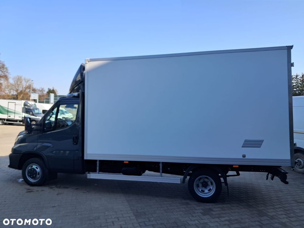 Iveco Daily 50C16H3.0Z izoterma z Agregatem z grzaniem - 7