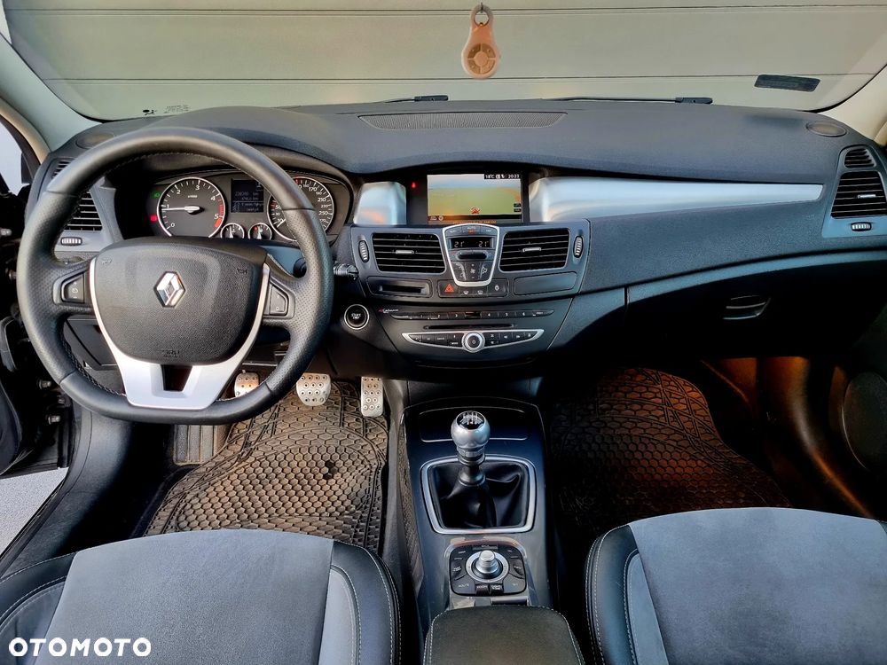 Renault Laguna 2.0 dCi Initiale - 20