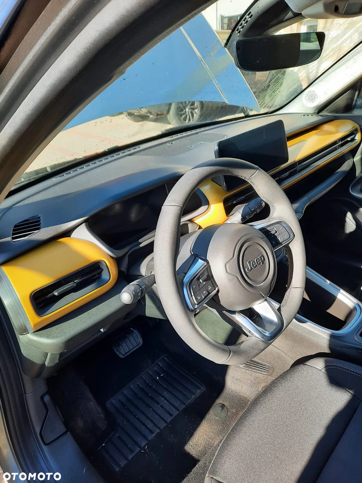 Jeep Avenger 54kWh Summit - 9