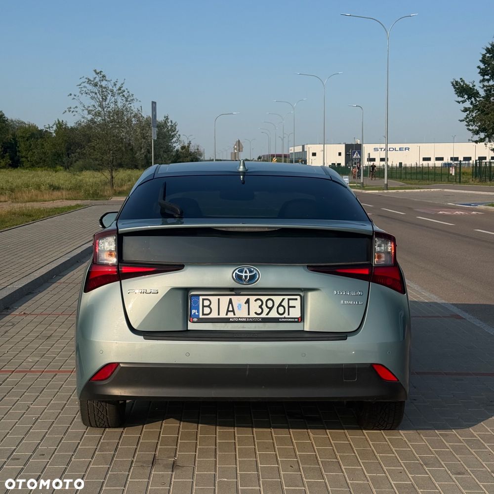 Toyota Prius - 5