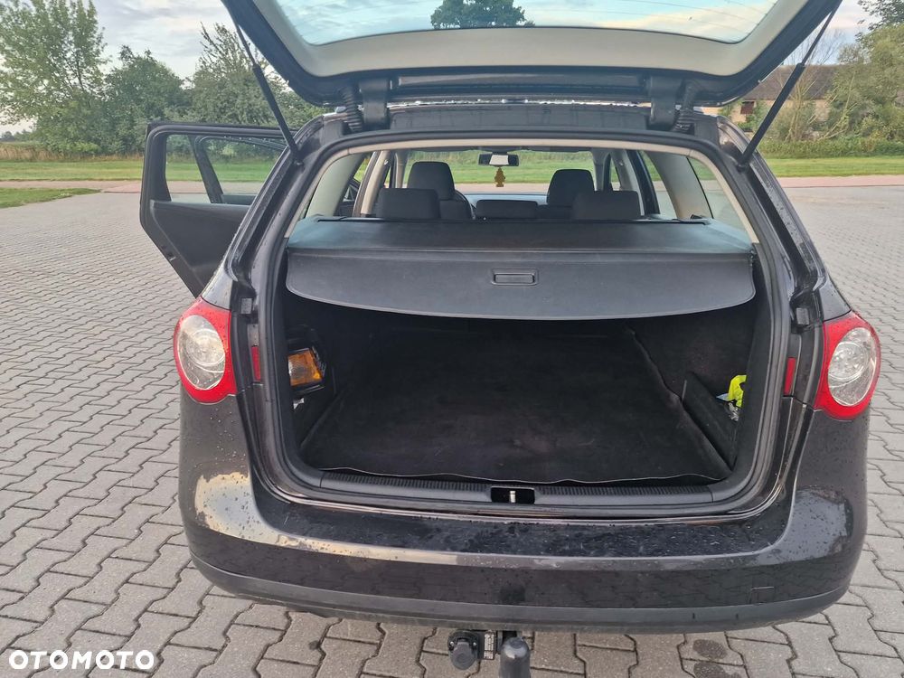 Volkswagen Passat 1.9 TDI Comfortline - 8