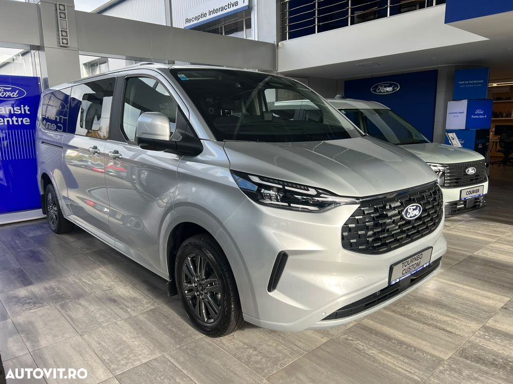 Ford Tourneo Custom 2026 photo 2