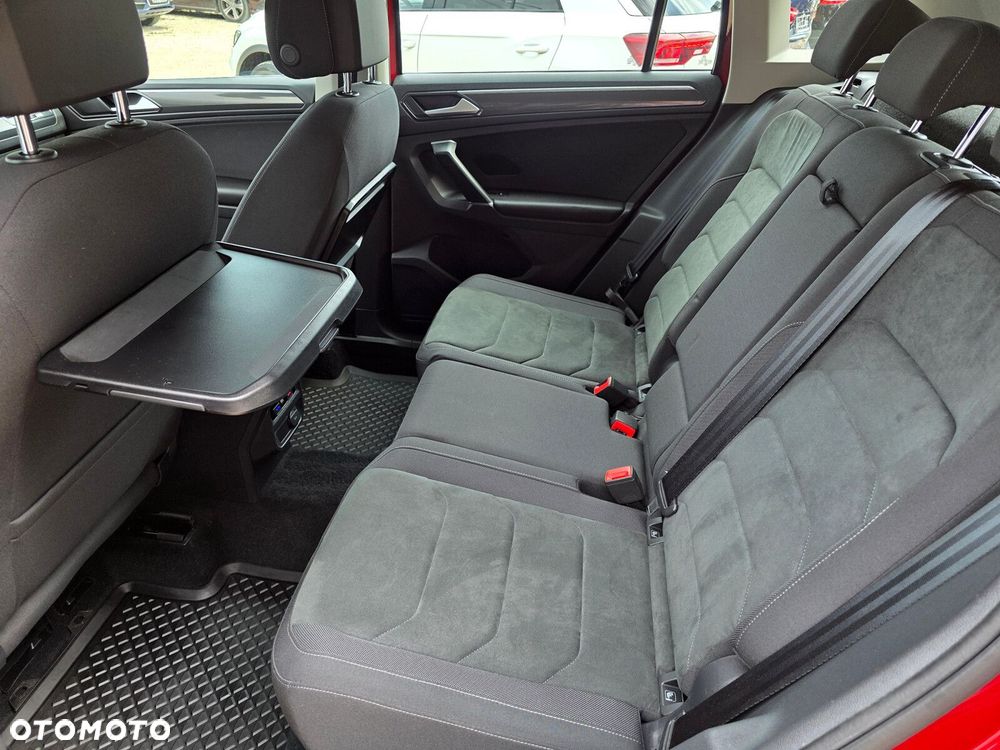 Volkswagen Tiguan - 17