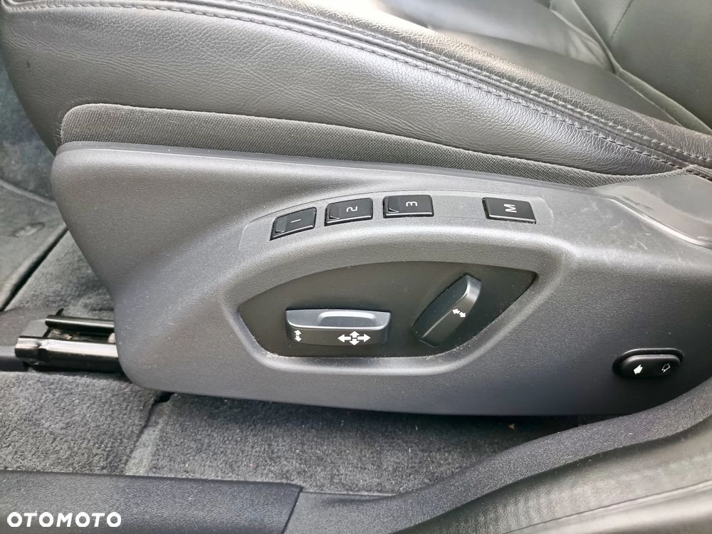 Volvo XC 60 D4 Summum - 23