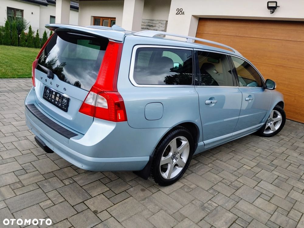 Volvo V70 2.0 Summum - 2