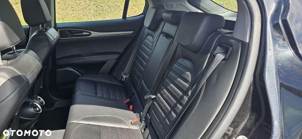 Alfa Romeo Stelvio 2.0 Turbo Veloce Q4 - 30