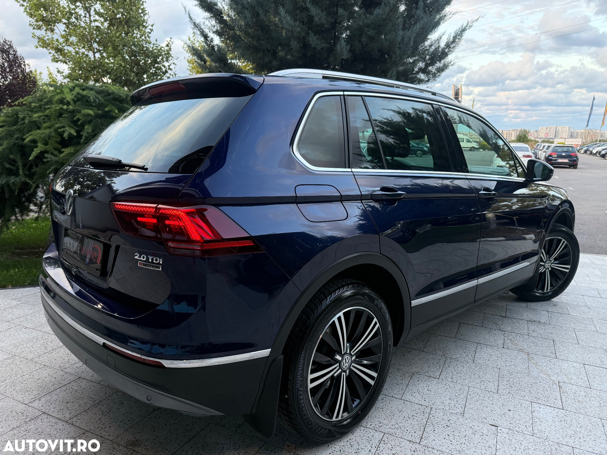 Volkswagen Tiguan 2.0 TDI 4Mot DSG Highline - 6