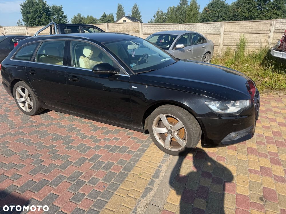 Audi A6 Avant - 1