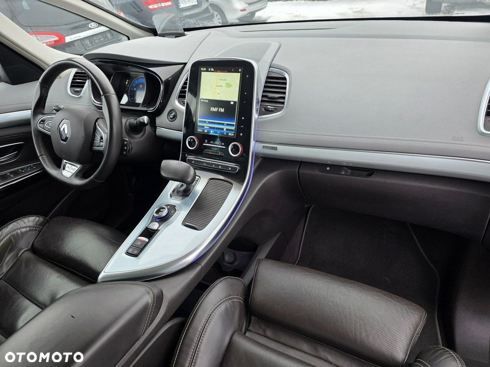 Renault Espace 1.6 dCi Energy Initiale Paris EDC 7os - 28