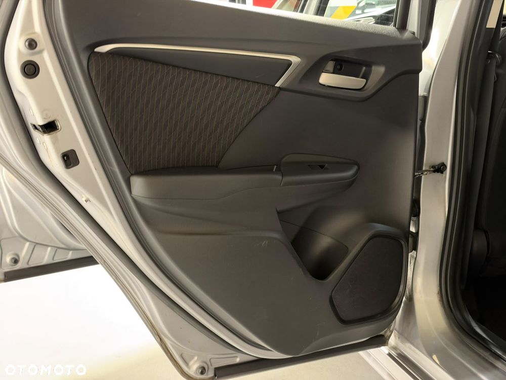 Honda Jazz 1.5 i-VTEC Dynamic (ADAS/Honda Connect+) CVT - 14