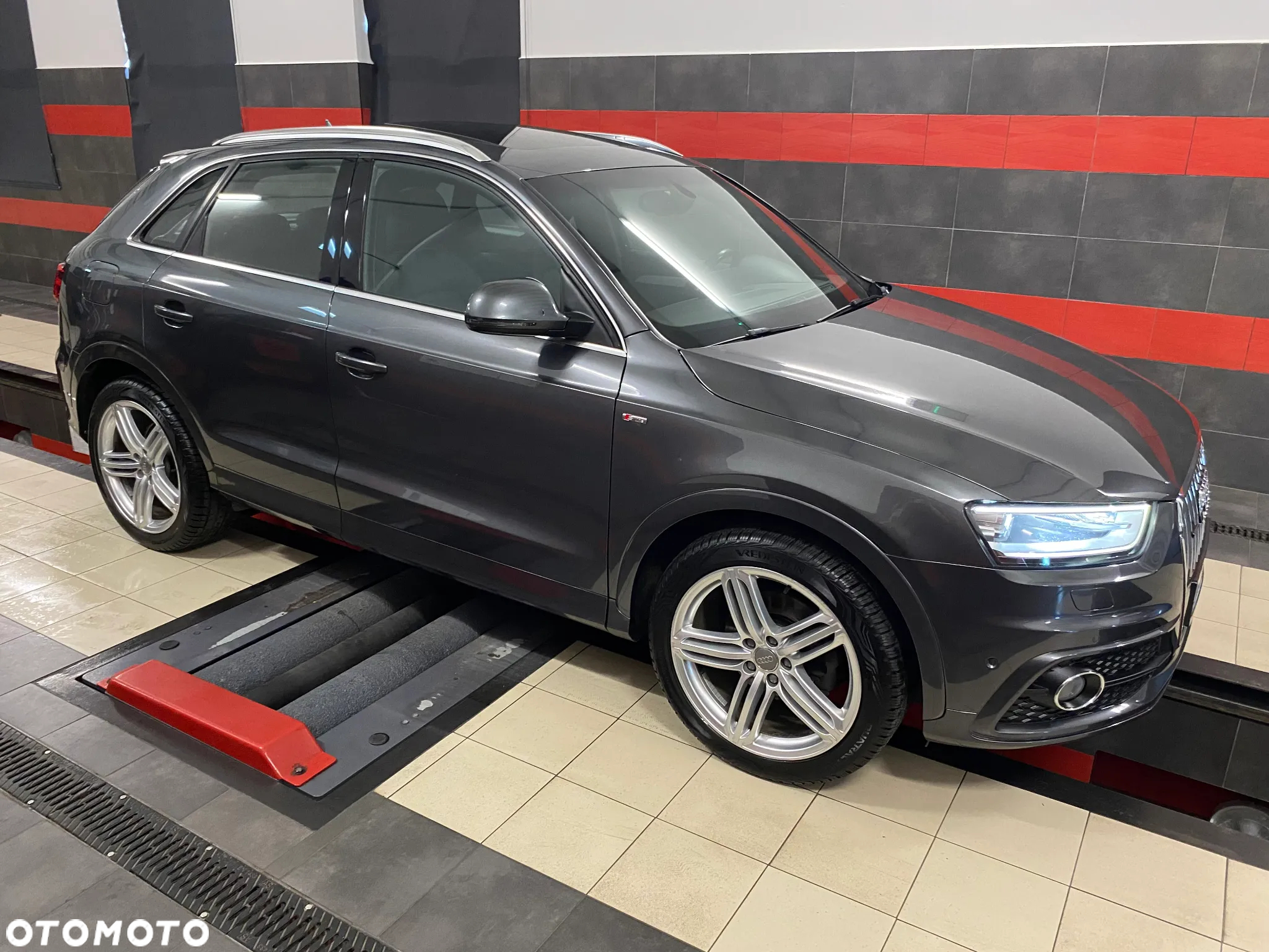 Audi Q3 2.0 TDI Quattro Edycja Specjalna S tronic - 9