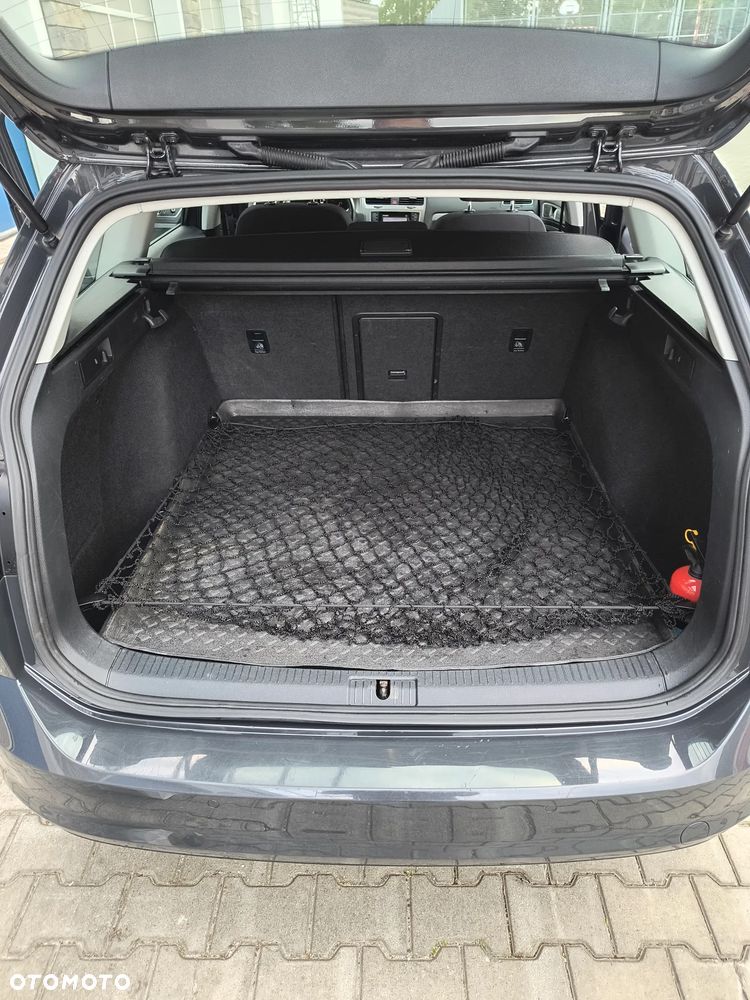 Volkswagen Golf 1.6 TDI BlueMot Comfortline - 11
