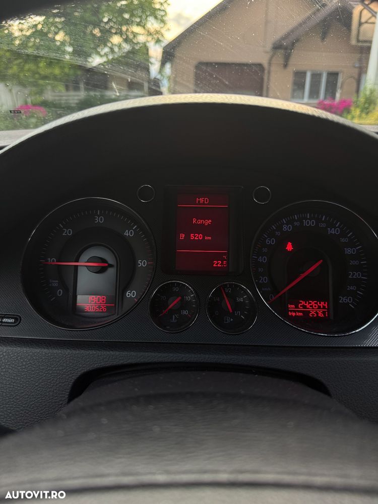 Volkswagen Passat - 9