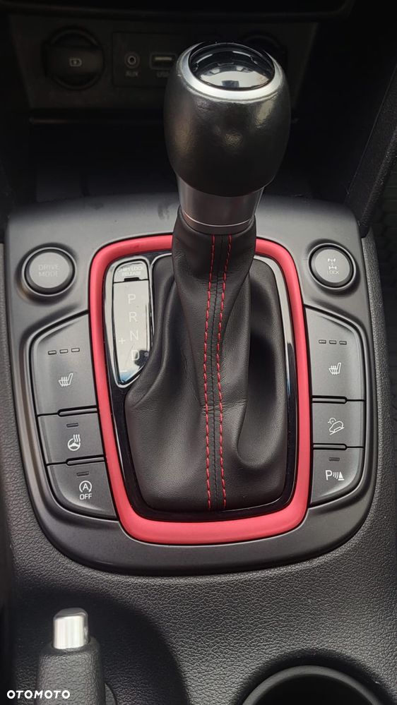 Hyundai Kona 1.6 GDI DCT Style - 32