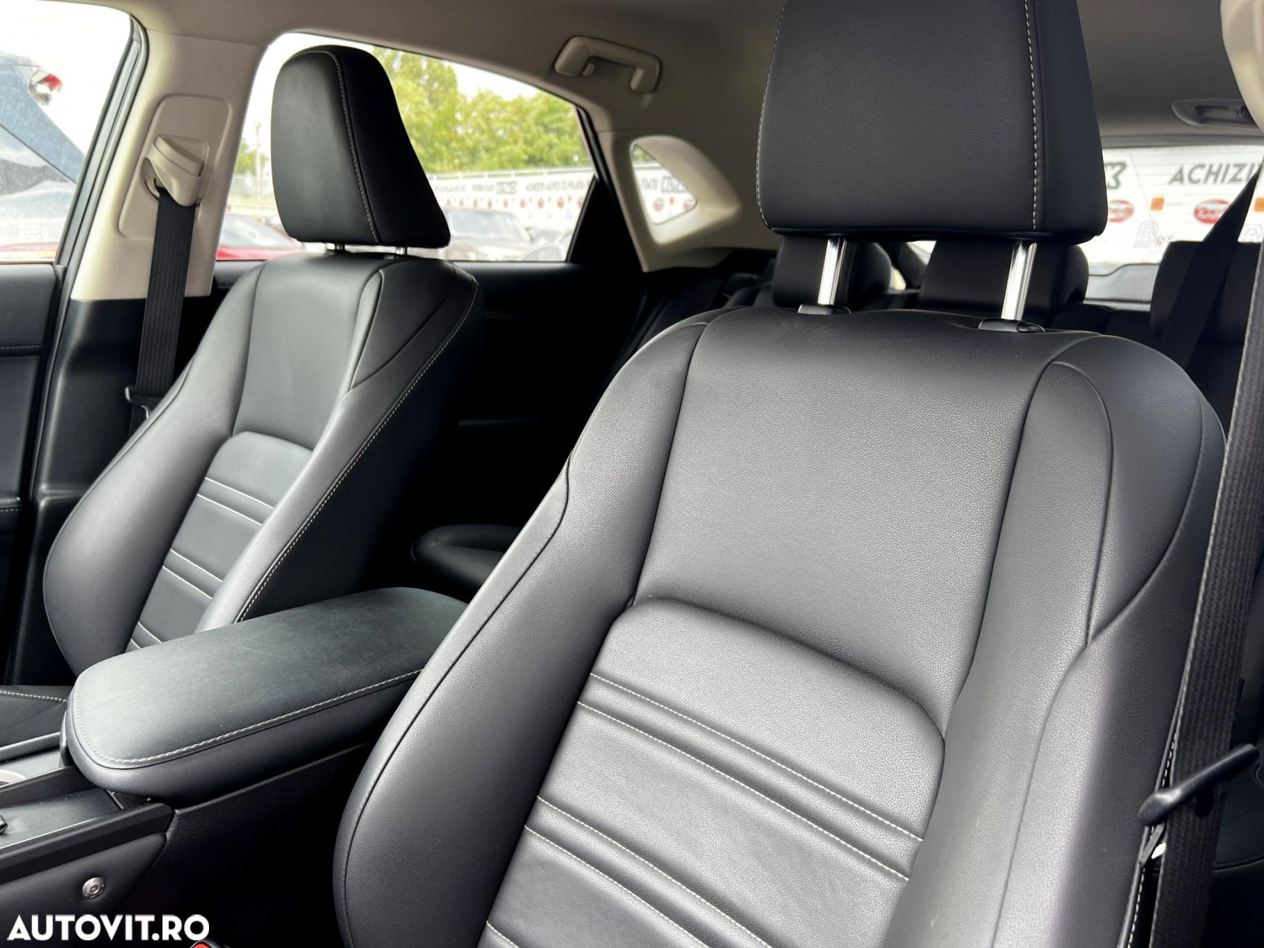 Lexus Seria NX - 21