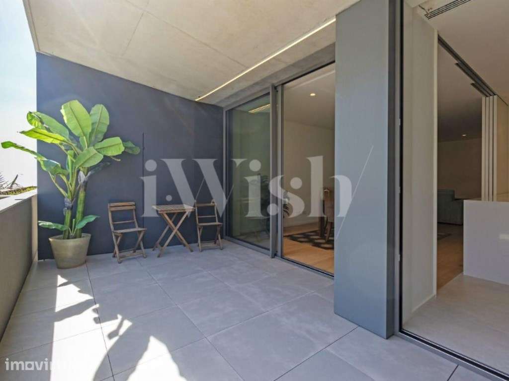 T2 Premium Mobilado com Vista Mar e Garagem Box Dupla - Grande imagem: 2/17