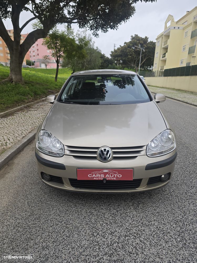 VW Golf 1.9 TDi BlueM. Confortline - 4