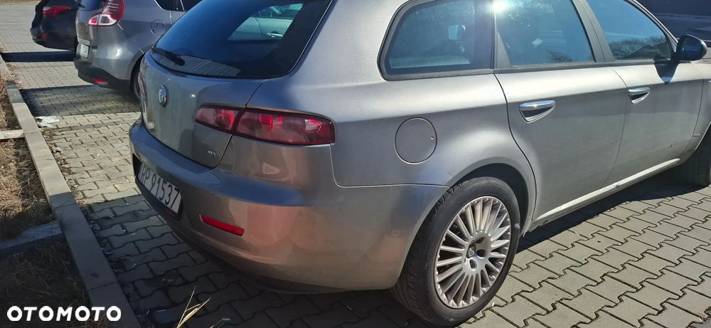 Alfa Romeo 159 Sportwagon ver-1-8mpi-impression - 4