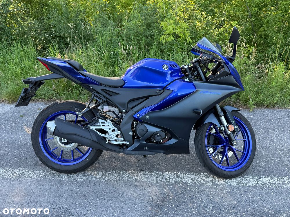 Yamaha YZF - 6
