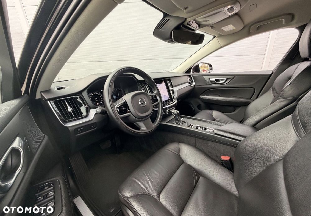 Volvo V60 D4 Momentum - 7