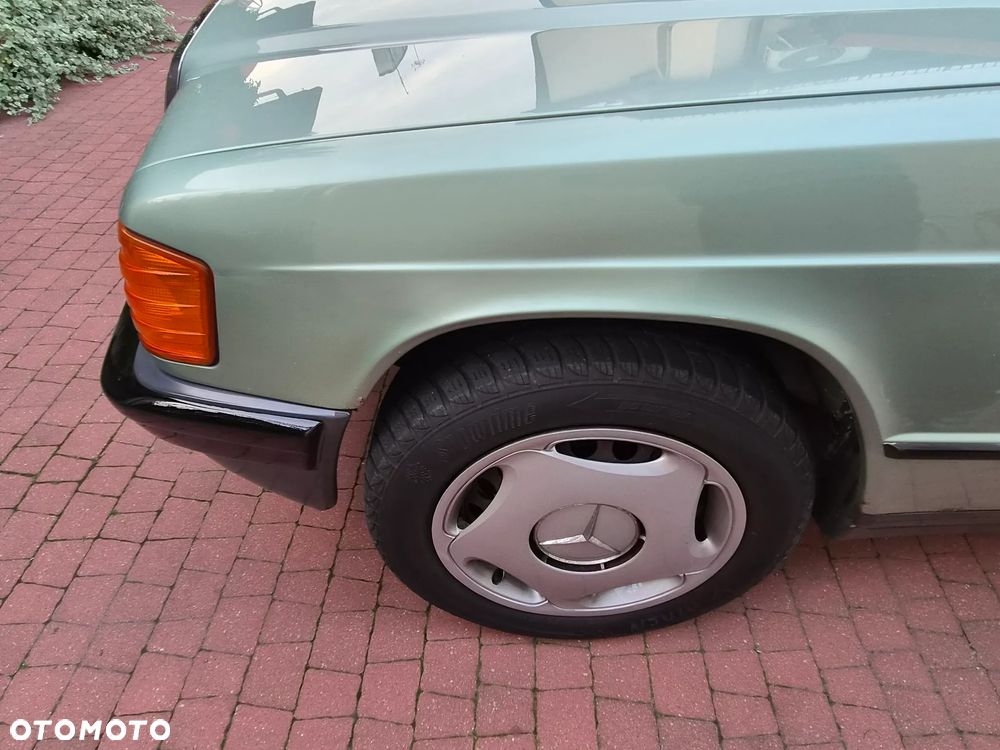 Mercedes-Benz W201 (190) - 14