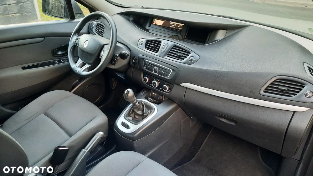 Renault Scenic 1.6 16V TomTom Edition - 19