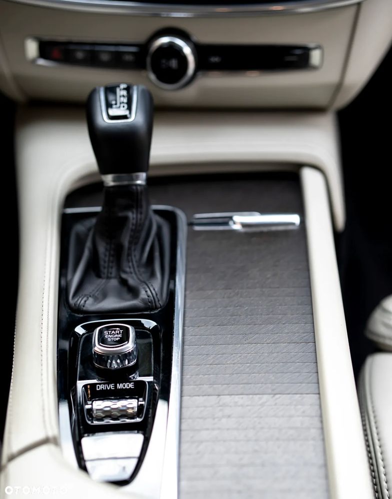 Volvo V90 Cross Country D5 AWD Pro - 13