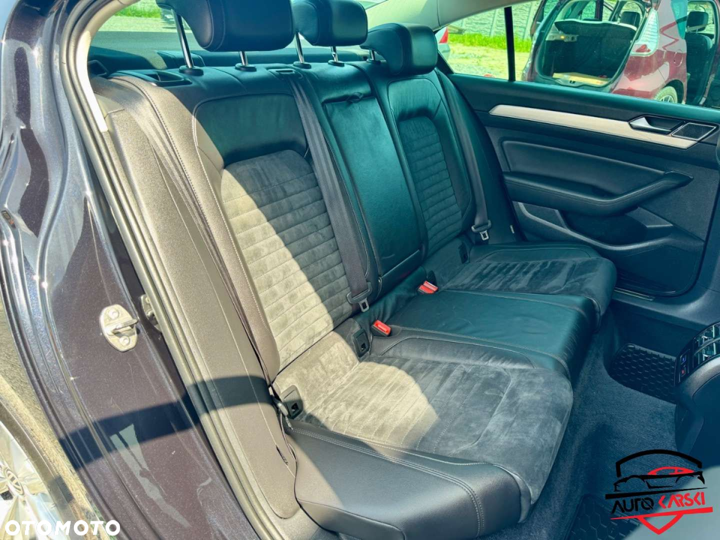 Volkswagen Passat - 39