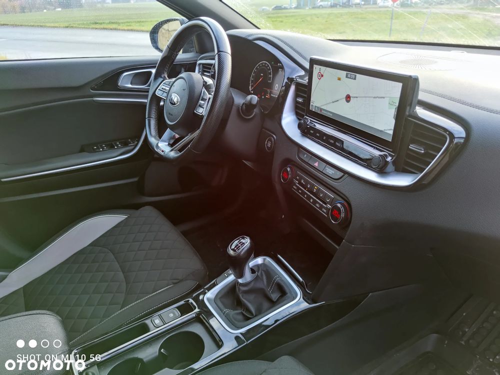 Kia Ceed 1.6 CRDi GT Line - 19