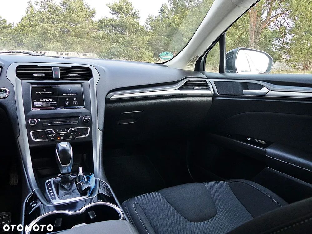 Ford Mondeo 2.0 TDCi Edition PowerShift - 37