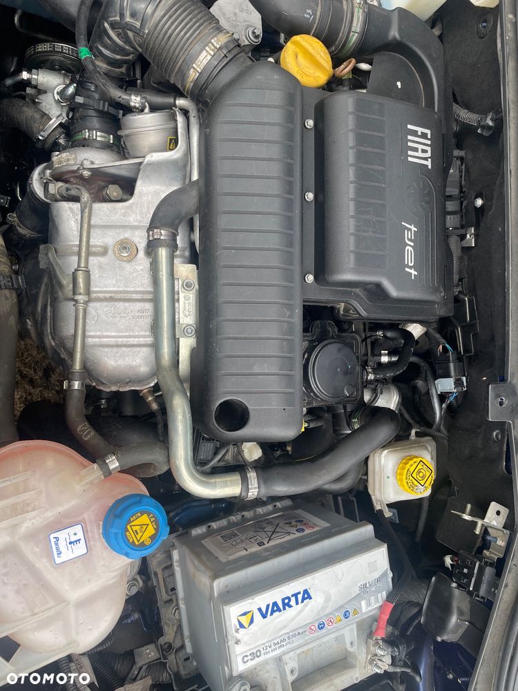 Fiat Doblo 1.4 T-Jet 16V Lounge - 16