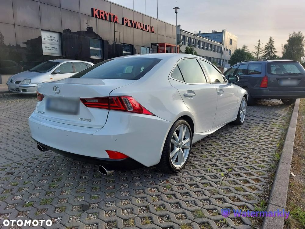Lexus IS 250 Elegance - 9