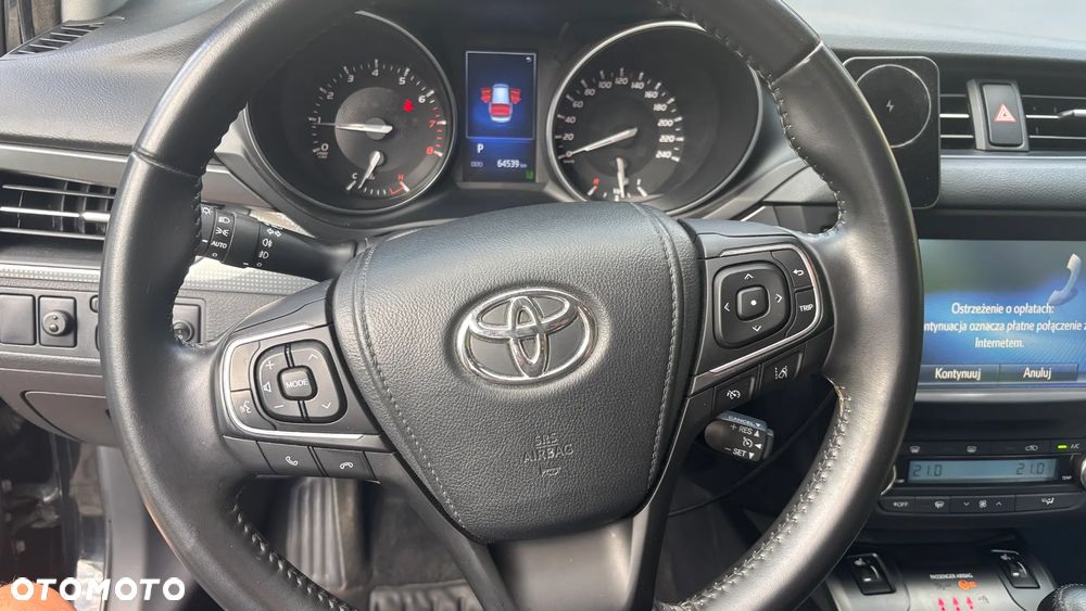 Toyota Avensis 1.8 Premium MS - 15