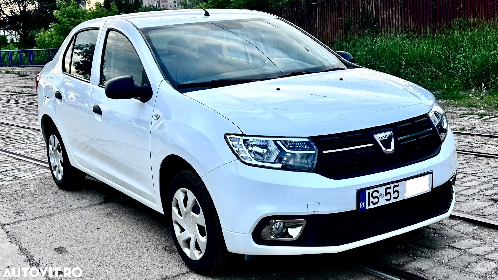 Dacia Logan 1.0 SCe Laureate - 1