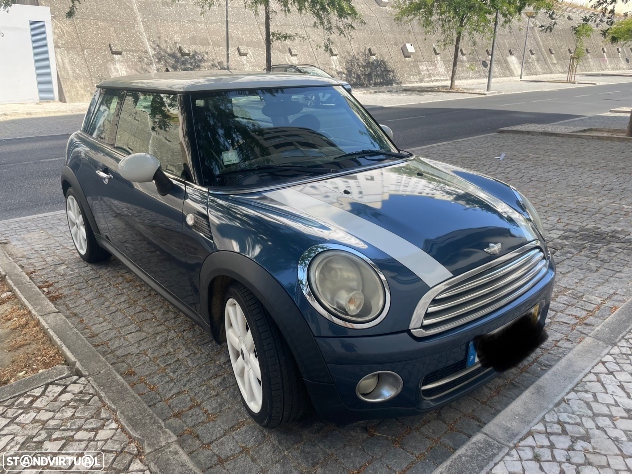 MINI 3 Portas Cooper D - 2
