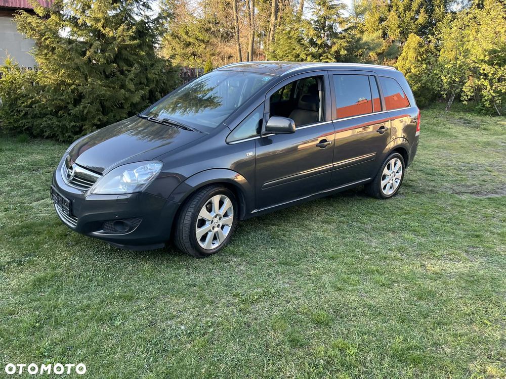Opel Zafira 1.8 Cosmo - 10