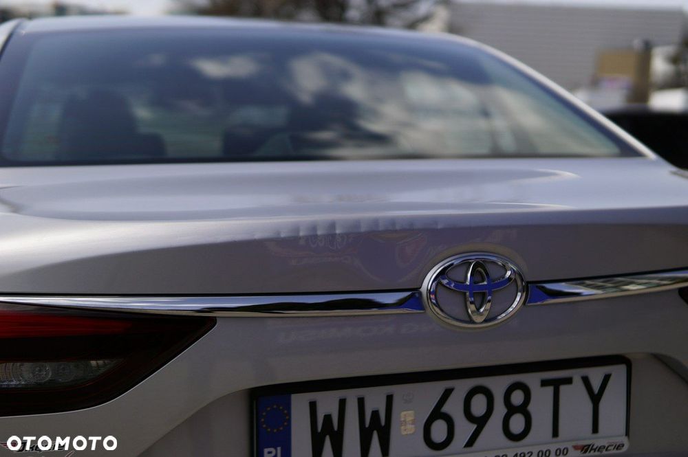 Toyota Avensis 1.8 Active MS - 10