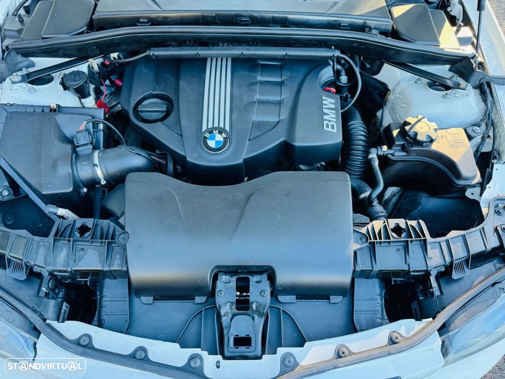 BMW 118 d Pack M - 35