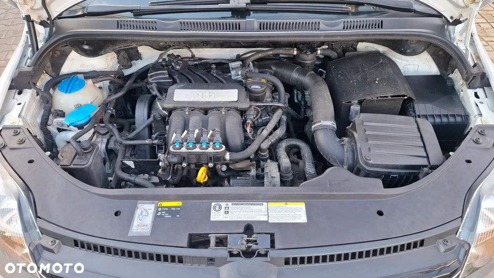 Volkswagen Golf Plus 1.6 Comfortline - 21