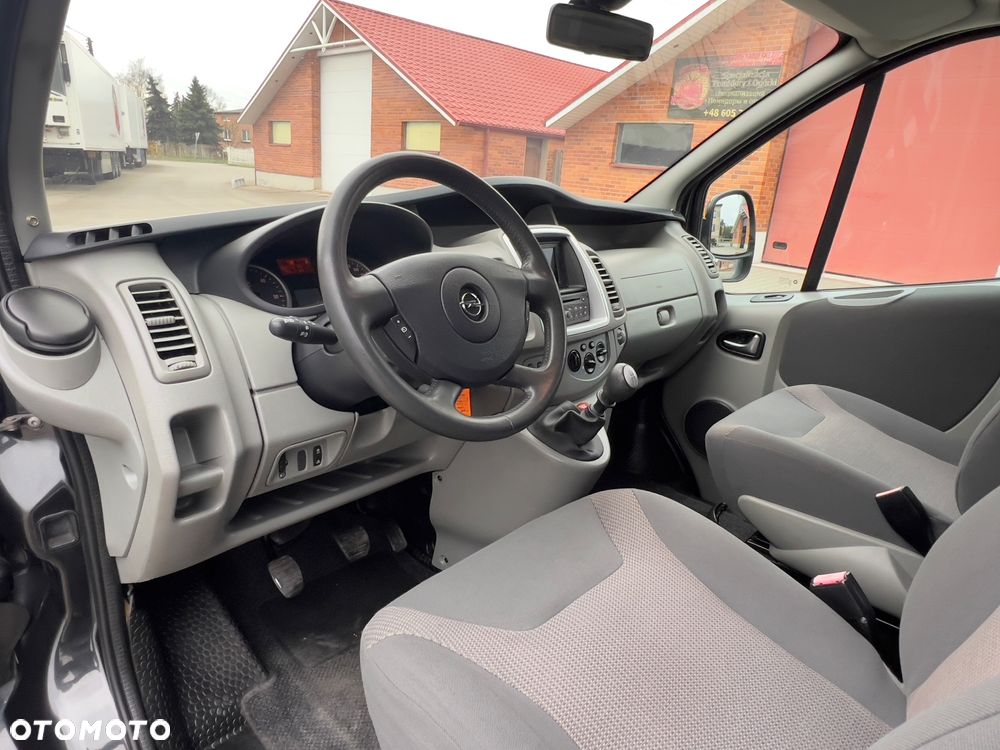Opel Vivaro - 33